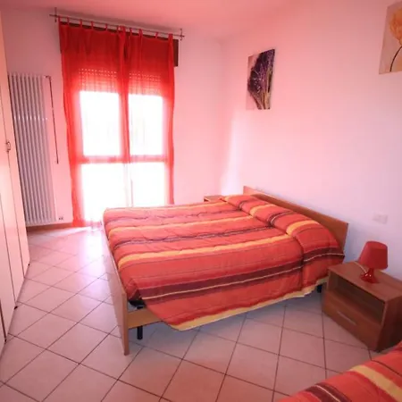 Po Apartment *